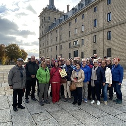 25. Oktober: Besichtigung des Klosterpalasts Escorial. Der Klosterpalast ist eines der bedeutendsten historischen und kulturellen Wahrzeichen Spaniens und wurde 16.Jahrhundert von König Philipp II. erbaut. 