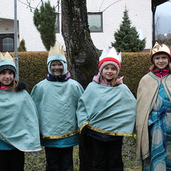 Sternsinger/innen aus der Pfarre Aurach am Hongar