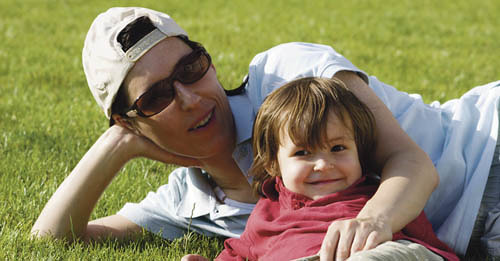 Mutter und Kind [ (c) www.BilderBox.com, Erwin Wodicka, Siedlerzeile 3, A-4062 Thening, Tel. + 43 676 5103678.Verwendung nur gegen HONORAR, BELEG, URHEBERVERMERK nach AGBs auf bilderbox.com]