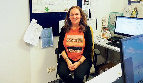 Monika Samhaber in ihrem Büro im Pflegeheim Sonnenhof Lenaupark 