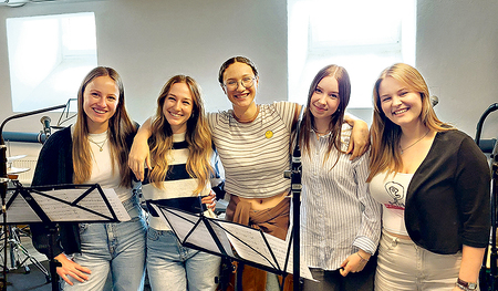 Beim gemeinsamen Komponieren haben die Schülerinnen des ORG  Vöcklabruck viel gelernt.  