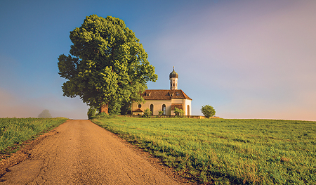 Die gesamte katholische Kirche weltweit ist auf dem Weg zu einer „synodalen Kirche“, die von „Gemeinschaft, Teilhabe und Mission“ gekennzeichnet ist.   