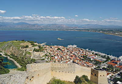 Blick auf Nafplio mit seiner Festung.