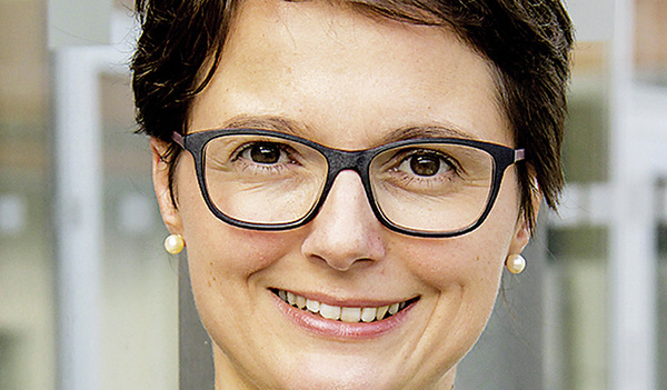 MONIKA SLOUK monika.slouk@koopredaktion.at