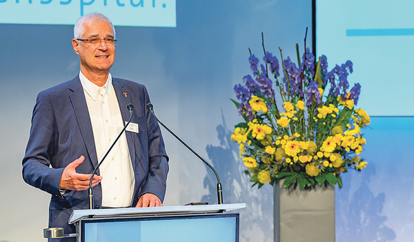 Ingo Morell (hier am Bild) aus Olpe (Deutschland) und Maher Deeb aus Jerusalem waren zwei der Referenten des 20. OÖ Ordensspitälerkongresses am 19. Oktober 2022 in Linz. 