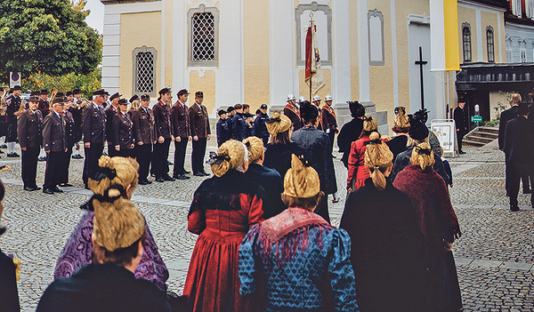 Unter großer Beteiligung der Pfarrbevölkerung fand das Jubiläumsfest statt. 