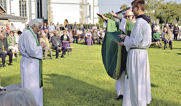 70-jährige Priesterjubiläum von Altpfarrer Josef Andlinger, Weibern