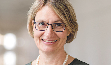 Anna Findl-Ludescher ist geschäftsführende Vorsitzende des Österreichischen Pastoralinstituts und Leiterin des Instituts für Praktische Theologie an der Universität Innsbruck.  