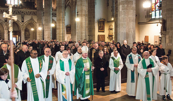 Gottesdienst zur Amtseinführung mit Bischof Scheuer in Eferding