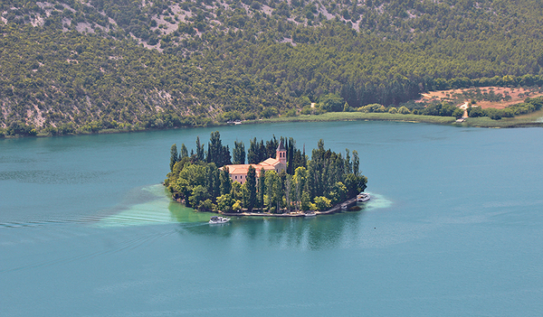 Die Klosterinsel Visovac.   