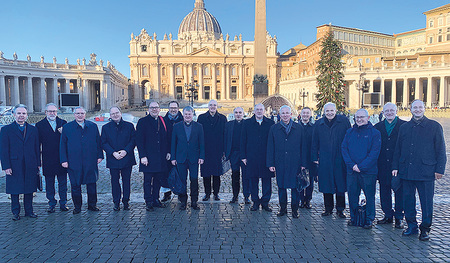Im Schatten des Petersdoms begannen die österreichischen Bischöfe ihren Besuch im Vatikan.