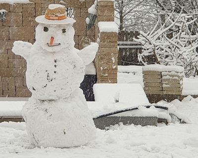 Tina und Julie aus Pollham haben uns ihr Schneemann-Foto geschickt, vielen Dank dafür!
