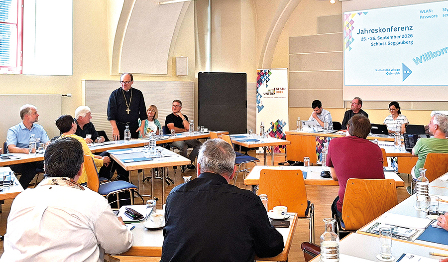 Bischof Hermann Glettler stellte sich bei der Konferenz der Katholischen Aktion Österreich in Seggauberg als neuer Referatsbischof für gesellschaftliches Engagement vor.  