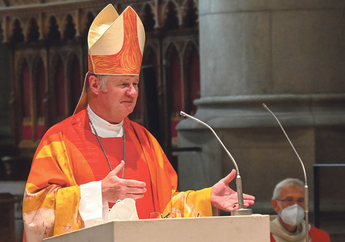Bischof Scheuer dankte den Jubilaren.  