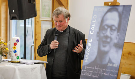 Bischof Manfred Scheuer bei der Gedenkfeier für Marcel Callo, der im KZ Mauthausen ermordet wurde. 