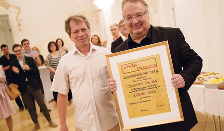 Peter Aigner mit Klaus Laczika (rechts)