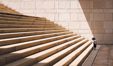 Der Weg hin zum Frieden gleicht einer steilen Treppe, die es zu erklimmen gilt. 