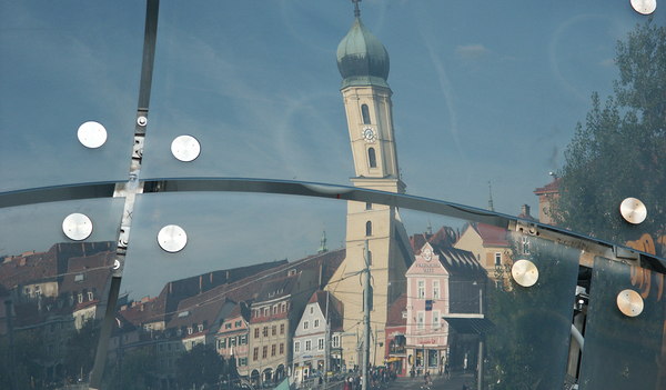 Viele Diözesen im gesamten deutschen Sprachraum suchen derzeit nach Wegen, ihre Pfarren zukunftsfit zu organisieren. Wichtig ist dabei ein nüchterner Blick auf die Realität, oft scheint die Wahrnehmung verzerrt.