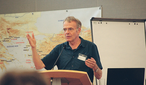 Ulrich Berges hob in seinem ersten Vortrag die Aktualität von Jesaja auch in der Gegenwart hevor. 