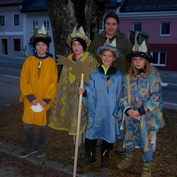 Sternsinger/innen der Pfarre Frankenmarkt