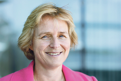  Sr. Melanie Wolfers ist Autorin, Rednerin und Mentorin.