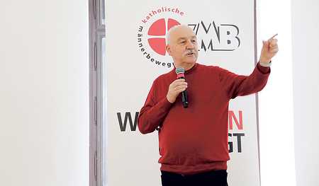 Wolfgang Palaver referierte bei der Diözesankonferenz der KMB OÖ.  