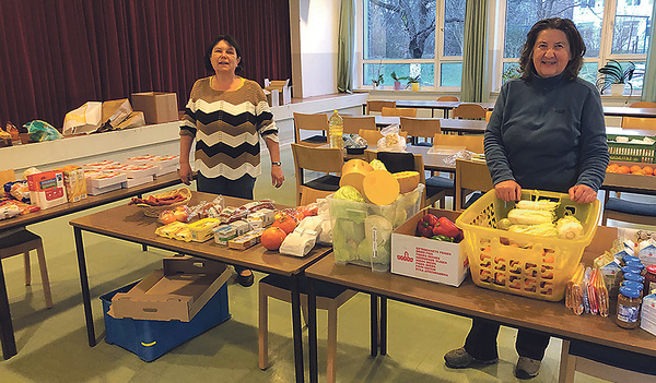 Die Tafel ist mittwochs und freitags von 17.30 bis 18.30 im Pfarrzentrum Linz-St. Peter geöffnet. 