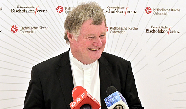 Bischof Manfred Scheuer vertrat den verhinderten Bischofskonferenz-Vorsitzenden Franz Lackner bei der Österreichischen Bischofskonferenz.   