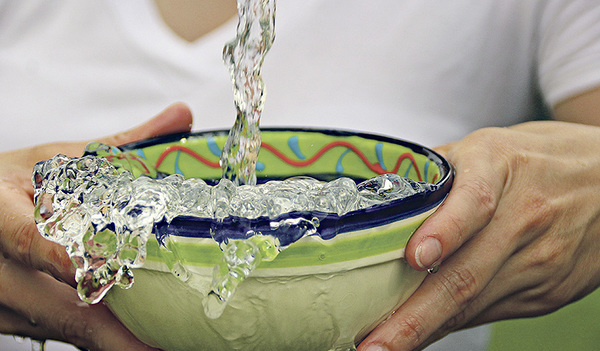 Wasser ist nicht nur lebensnotwendig, sondern hat auch besondere Eigenschaften. 