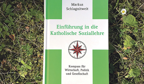 Einführung in die Katholische Soziallehre, Kompass für Wirt- schaft, Politik und Gesellschaft. Herder, 1. Auflage 2021, 18,60 €