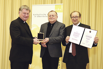 Prof. Franz Danksagmüller (Mitte)