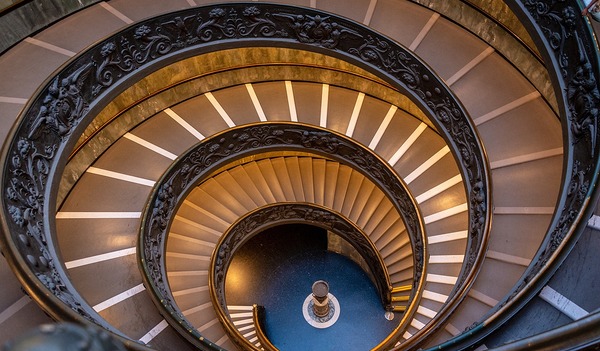 Treppe in den Vatikanischen Museen