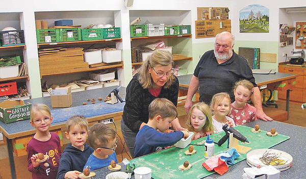 Eine Weihnachtskrippe selbst bauen – mitten im Sommer 
