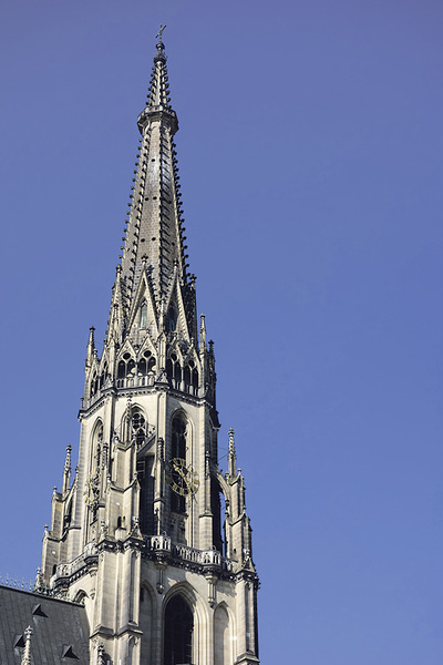 Linzer Mariendom. Rauf auf den Turm und die Aussicht genießen.