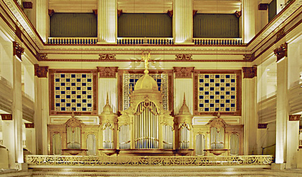 Die Wanamaker-Orgel erstreckt sich über sieben Stockwerke im Innenhof eines Macy’s-Kaufhauses.   