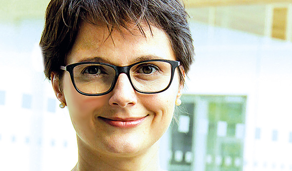 MONIKA SLOUK monika.slouk@koopredaktion.at