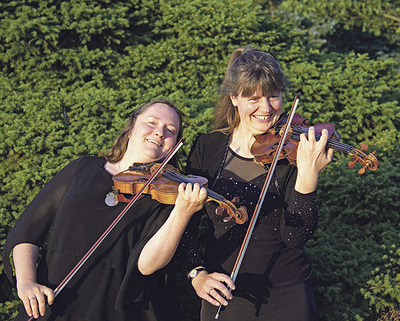 „Freude“ ist das Motto der neuen Konzertreihe von „musica sacra“. Dies vermitteln der Chor des Diözesankonservatoriums ebenso wie Johanna Bohnen und Maria Held, die mit „Bach auf zwei Violinen“ eröffnen. 