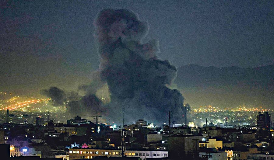 Bombeneinschläge in Teheran (Iran) 
