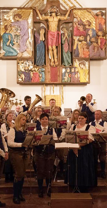 Lange Nach der Kirchen Maria Schmolln