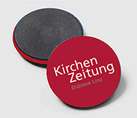 2 Magnetbuttons der KIRCHENZEITUNG