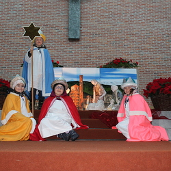 Sternsinger/innen aus der Pfarre Lenzing