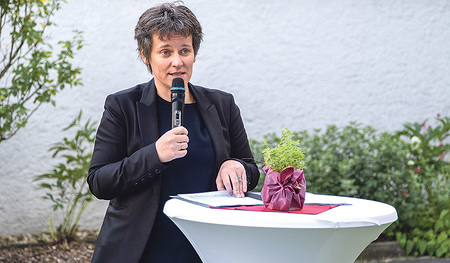 In einem  Impulsvortrag analysierte Klara-Antonia Csiszar, Universitätsprofessorin für Pastoraltheologie an der Katholischen Privat-Universität Linz, die Situation der Kirchen in ihrem Herkunftsland Rumänien.   