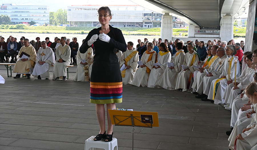 Gebärdendolmetscherin