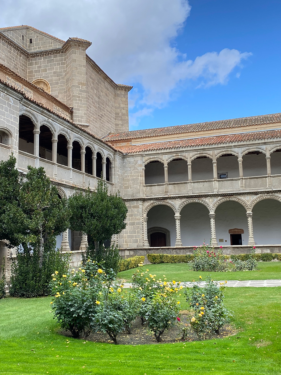Der Klostergarten in Avila