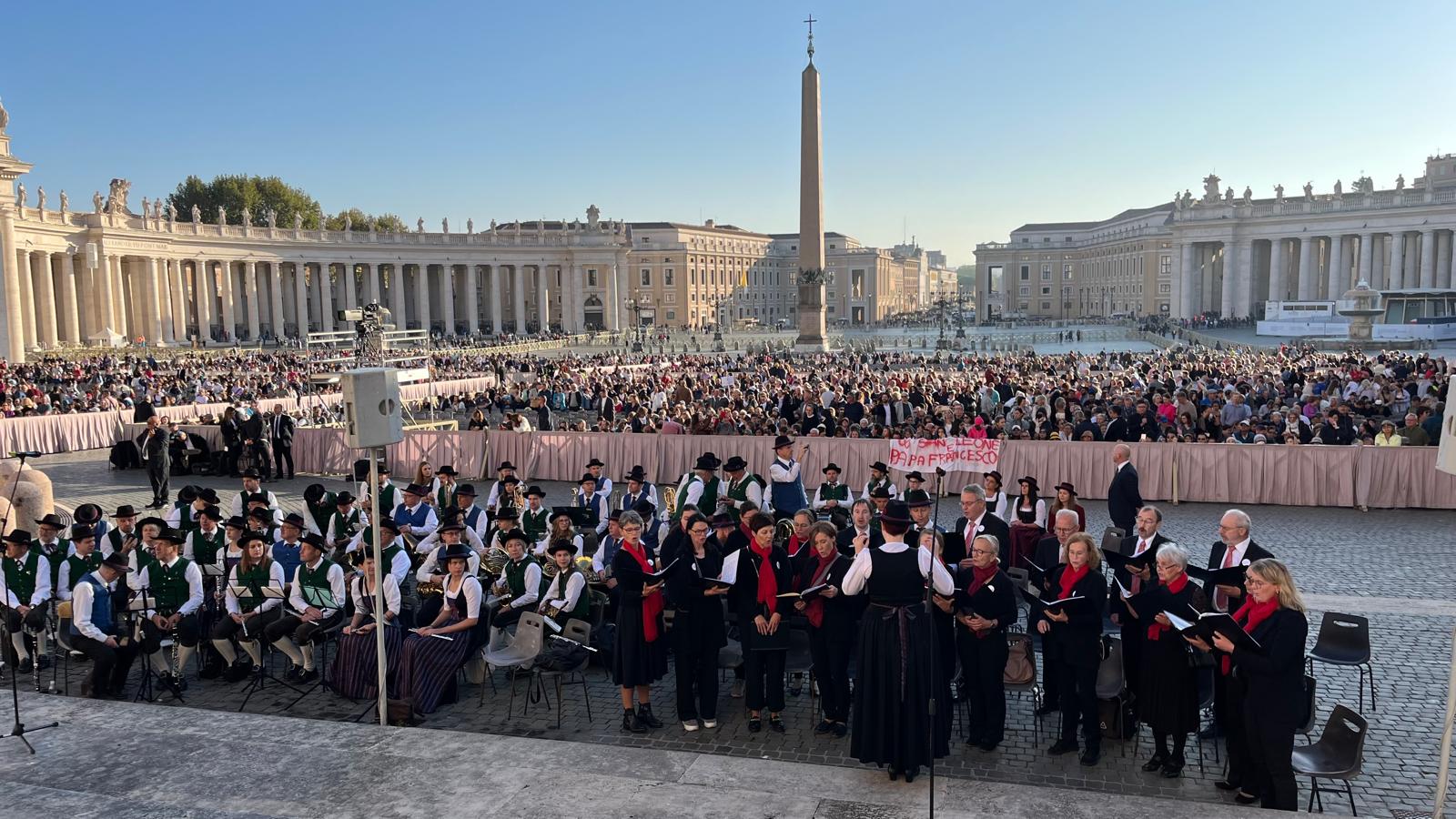 Die Musiker:innen bei der Generalaudienz des Papstes